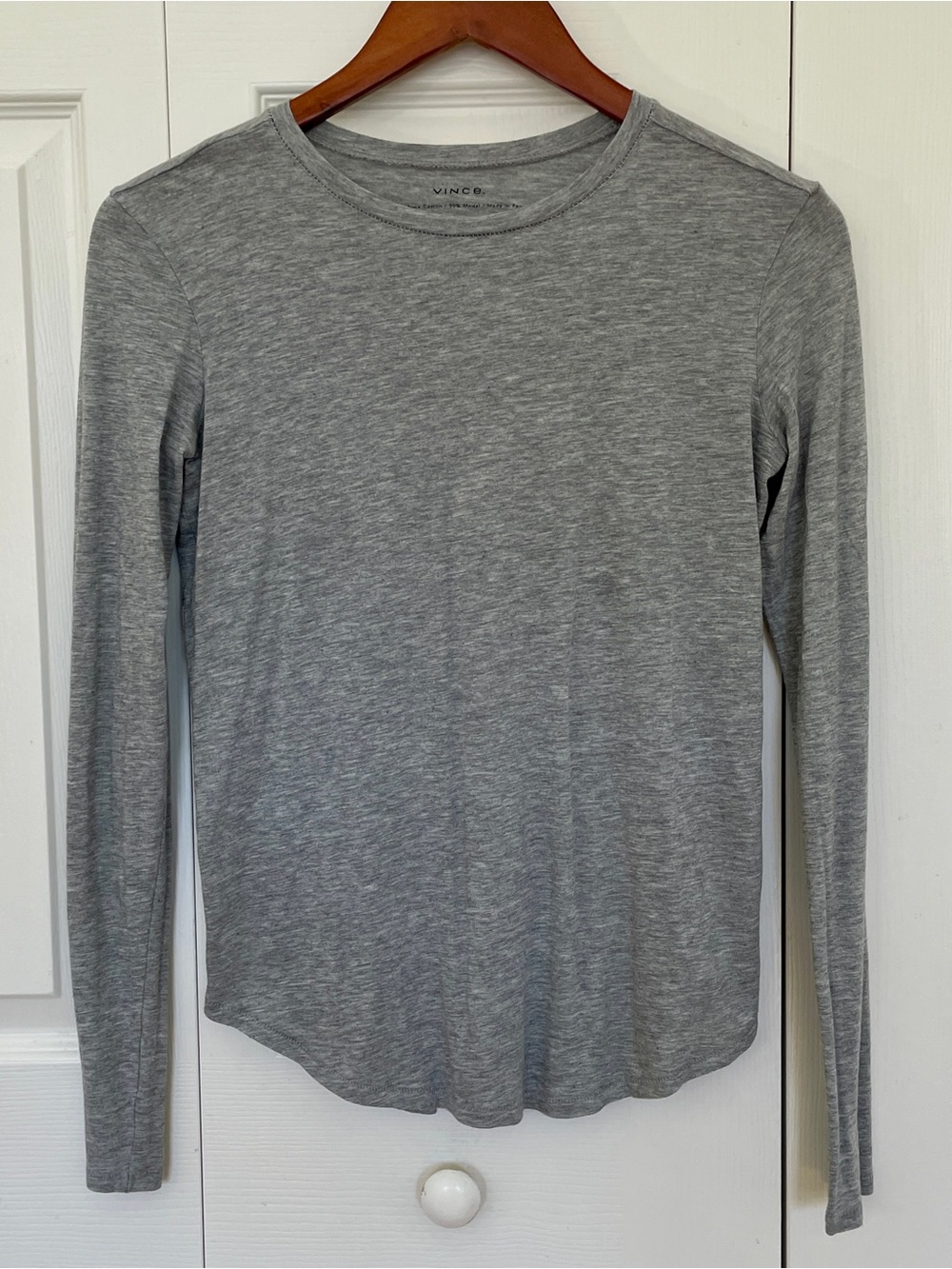 Vince Women's Gray Pima Cotton Long-sleeve Tee